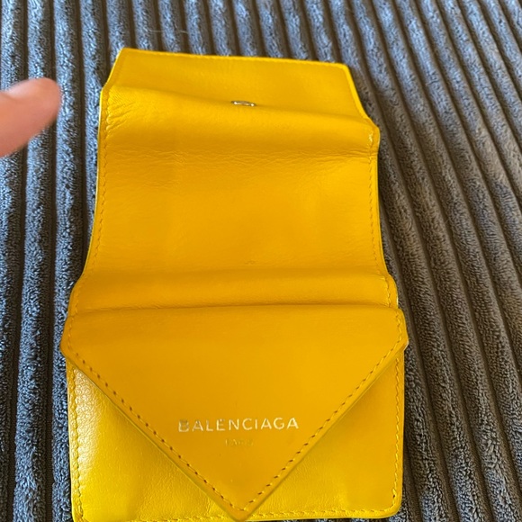 Authentic Balenciaga yellow Papier mini Leather wallet - Picture 8 of 9